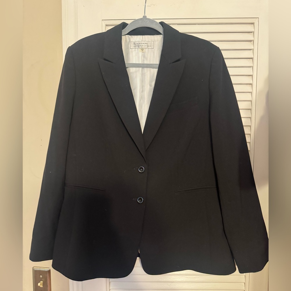 Tahari Classic Black Blazer